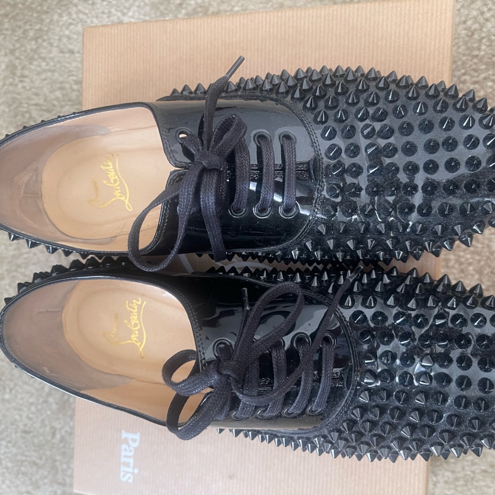 Christian Louboutin freddy flat patent size 38 1/2 worn twice